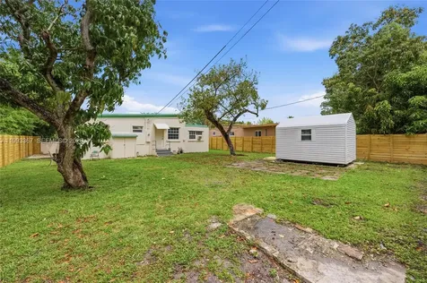 1620 NE 160th Street North Miami Beach FL 33162