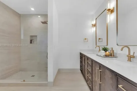 456 SW 20th Road Miami FL 33129