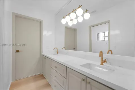 456 SW 20th Road Miami FL 33129