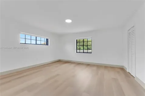 456 SW 20th Road Miami FL 33129