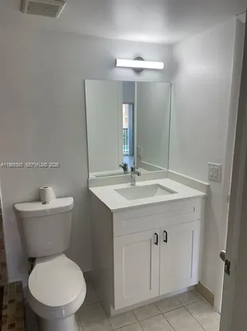 4709 NW 7th Street Miami FL 33126