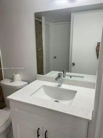 4709 NW 7th Street Miami FL 33126