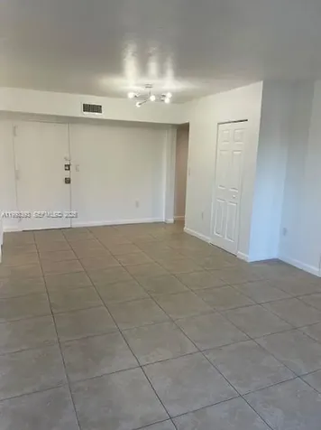 4709 NW 7th Street Miami FL 33126
