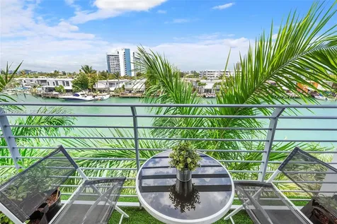 41 N Shore Drive Miami Beach FL 33141