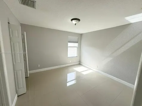 4451 E Seneca Avenue Weston FL 33332