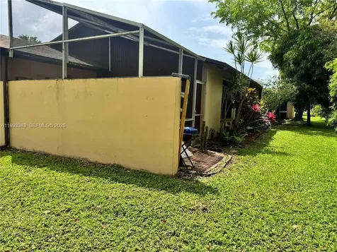 9291 E Fern Lane Miramar FL 33025