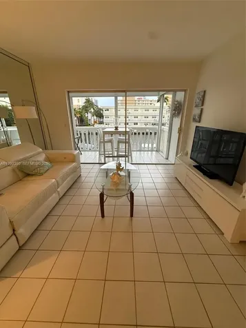 440 Paradise Isle Boulevard Hallandale Beach FL 33009