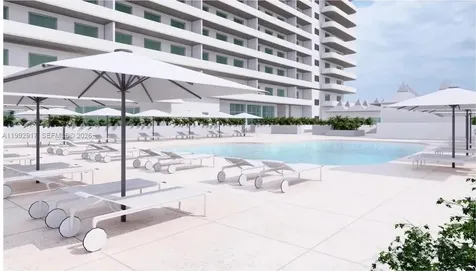 5555 Collins Avenue Miami Beach FL 33140