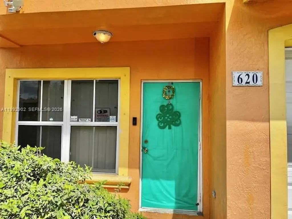 620 SW 7th Terrace Florida City FL 33034