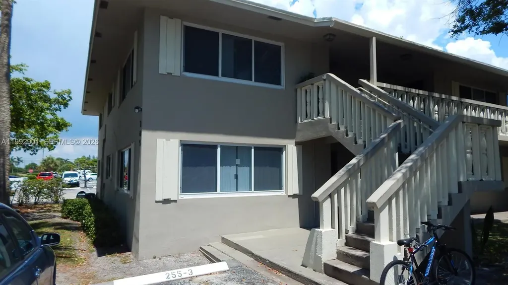 265 SW 7th Street Boca Raton FL 33432