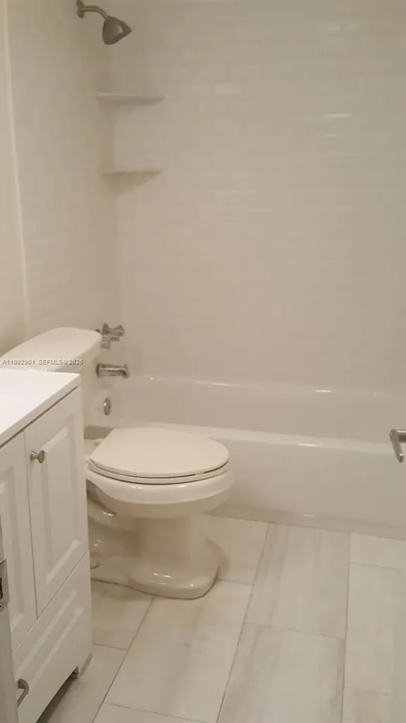 265 SW 7th Street Boca Raton FL 33432