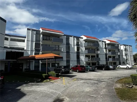 5900 SW 127th Avenue Miami FL 33183
