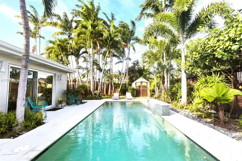 315 N 31st Road Hollywood FL 33021