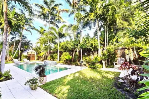 315 N 31st Road Hollywood FL 33021