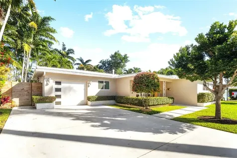 315 N 31st Road Hollywood FL 33021