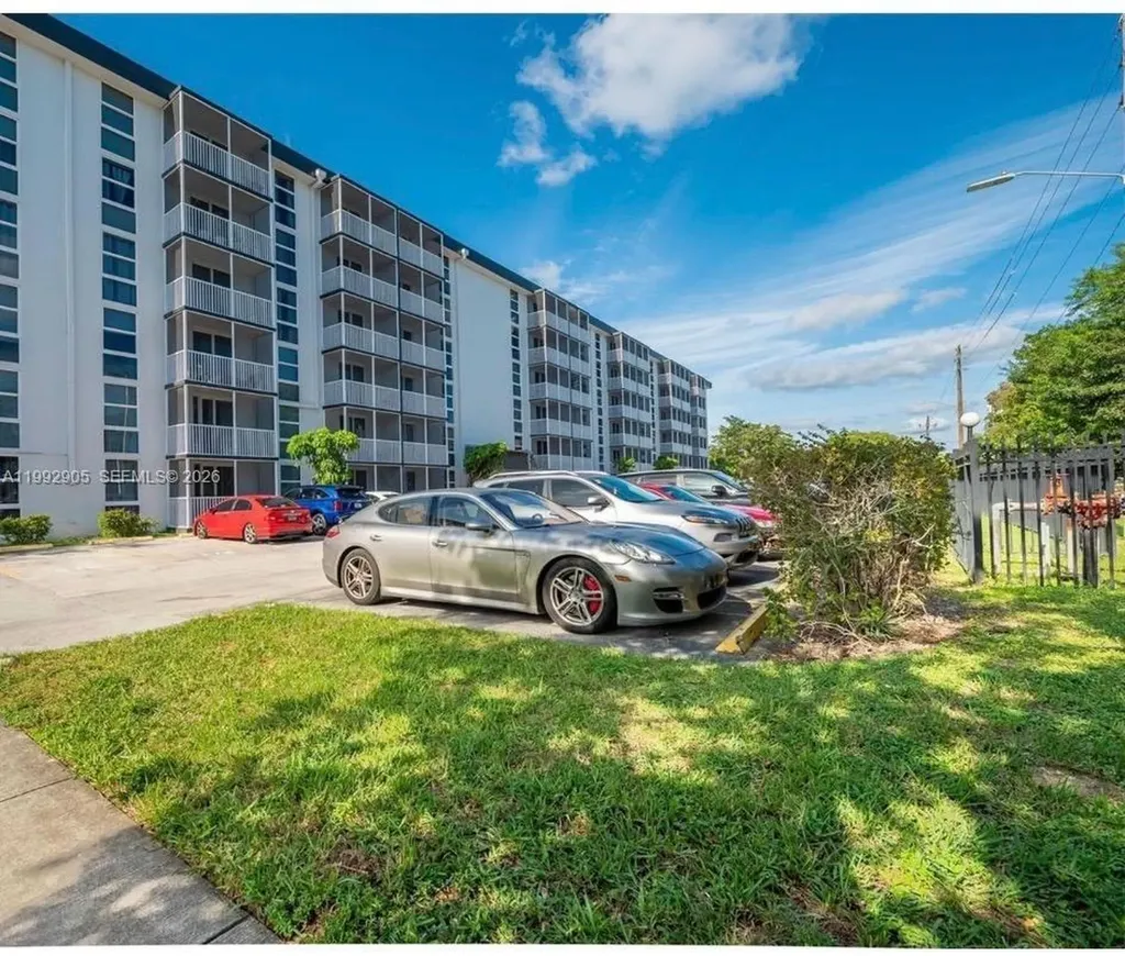 16851 NE 23rd Avenue North Miami Beach FL 33160