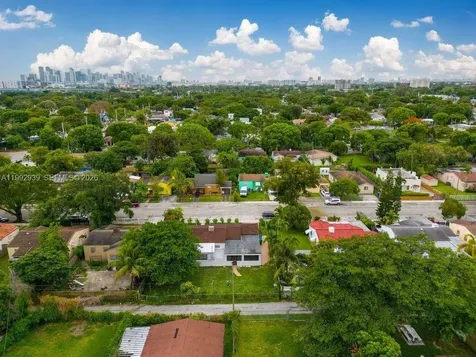 1262 - 1264 NW 46th Street Miami FL 33142