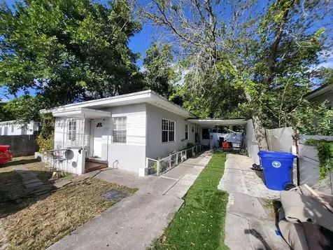 5731 - 5733 NW 6th Avenue Miami FL 33127