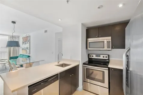 185 SE 14th Terrace Miami FL 33131