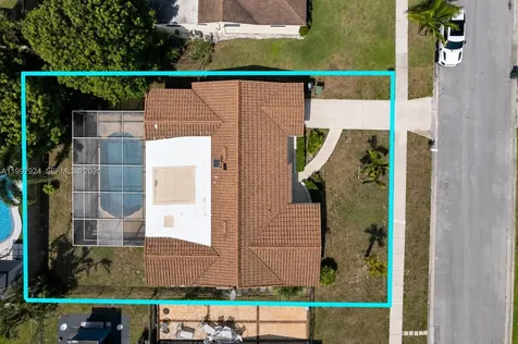 6924 NW 8th Court Margate FL 33063