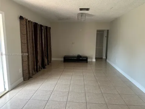 260 W 56th Street Hialeah FL 33012
