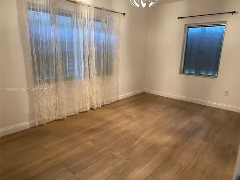 260 W 56th Street Hialeah FL 33012