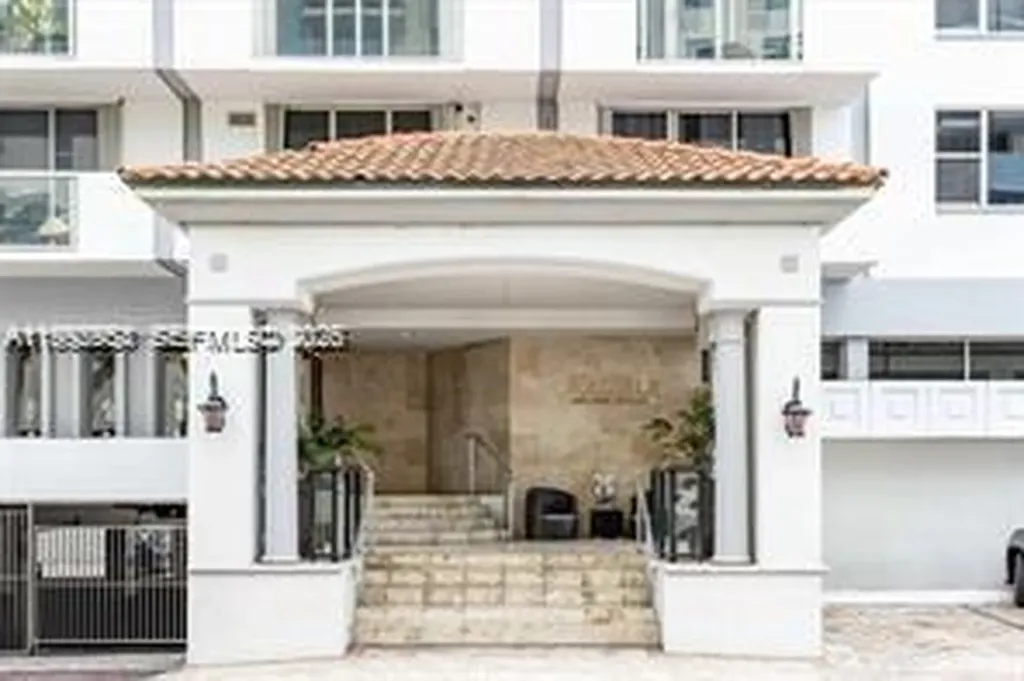 9195 Collins Avenue Surfside FL 33154