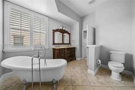 1154 NW 183rd Terrace Pembroke Pines FL 33029