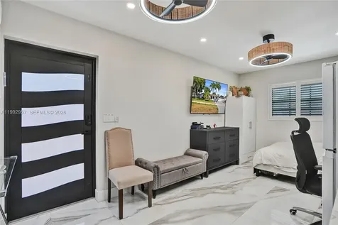 6761 Allen Street Hollywood FL 33024
