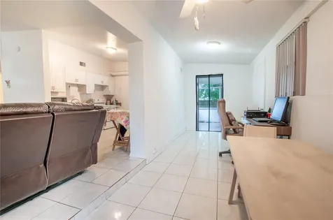 4140 SW 36th Street West Park FL 33023