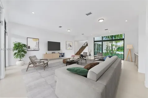 16680 N Botaniko Drive N Weston FL 33326
