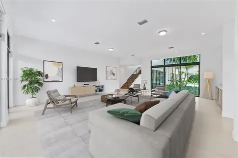 16680 N Botaniko Drive N Weston FL 33326