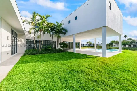 16680 N Botaniko Drive N Weston FL 33326