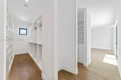 16680 N Botaniko Drive N Weston FL 33326