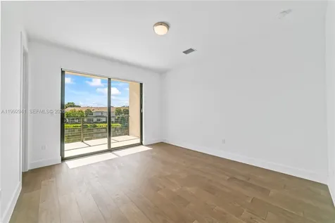 16680 N Botaniko Drive N Weston FL 33326