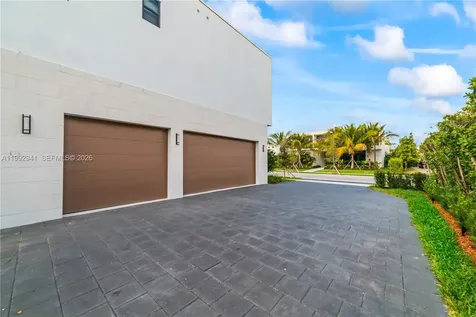 16680 N Botaniko Drive N Weston FL 33326