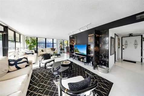 800 Parkview Drive Hallandale Beach FL 33009