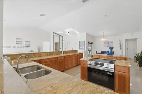 2025 SW 90th Avenue Miramar FL 33025