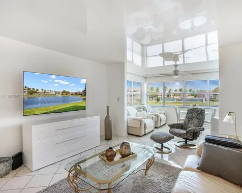 9580 Sunrise Lakes Boulevard Sunrise FL 33322