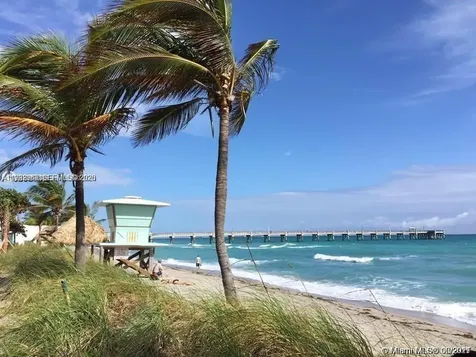 9580 Sunrise Lakes Boulevard Sunrise FL 33322