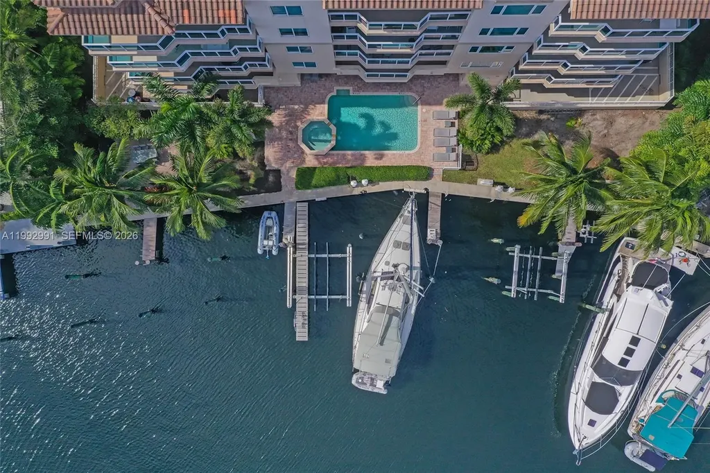 516 Hendricks Isle Fort Lauderdale FL 33301
