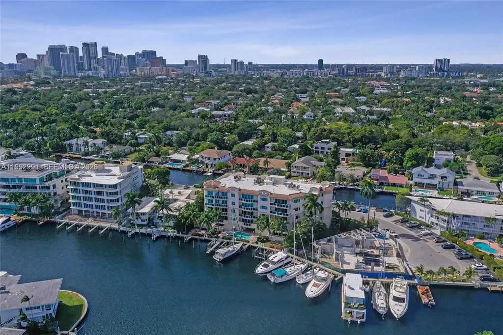 516 Hendricks Isle Fort Lauderdale FL 33301