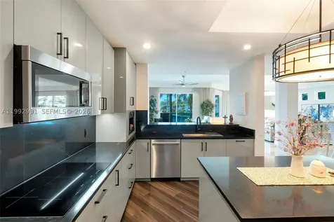 516 Hendricks Isle Fort Lauderdale FL 33301