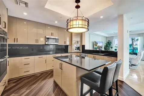 516 Hendricks Isle Fort Lauderdale FL 33301
