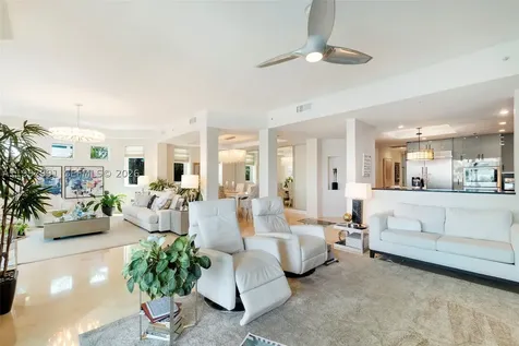 516 Hendricks Isle Fort Lauderdale FL 33301
