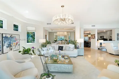 516 Hendricks Isle Fort Lauderdale FL 33301