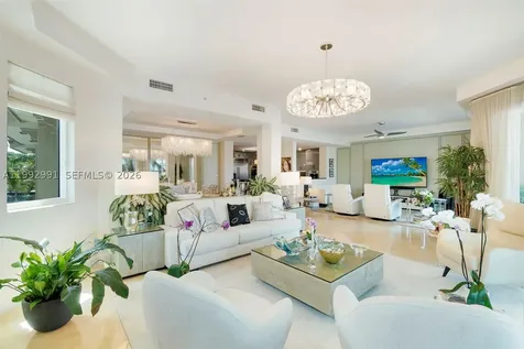 516 Hendricks Isle Fort Lauderdale FL 33301
