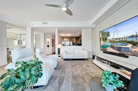 516 Hendricks Isle Fort Lauderdale FL 33301