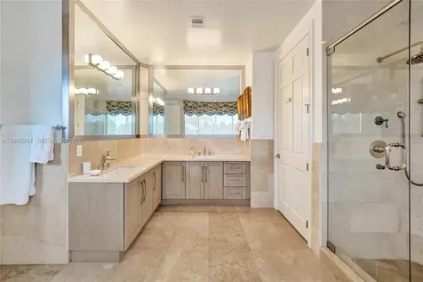 516 Hendricks Isle Fort Lauderdale FL 33301