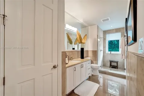 516 Hendricks Isle Fort Lauderdale FL 33301